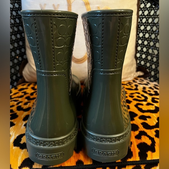COACH Millie Army Green Logo Rain Boots NEW - Picture 6 of 11